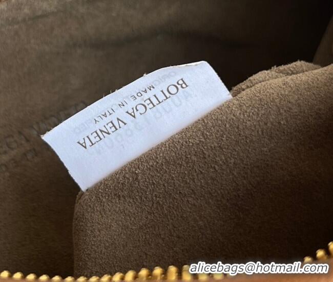 Top Quality Bottega Veneta Medium Veneta Hobo Bag in Intrecciato Leather 856737 Amber Brown 2026