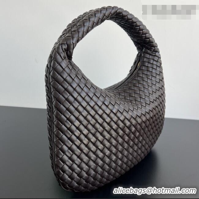 Shop Discount Bottega Veneta Medium Veneta Hobo Bag in Intrecciato Leather 856737 Fondant Brown 2026