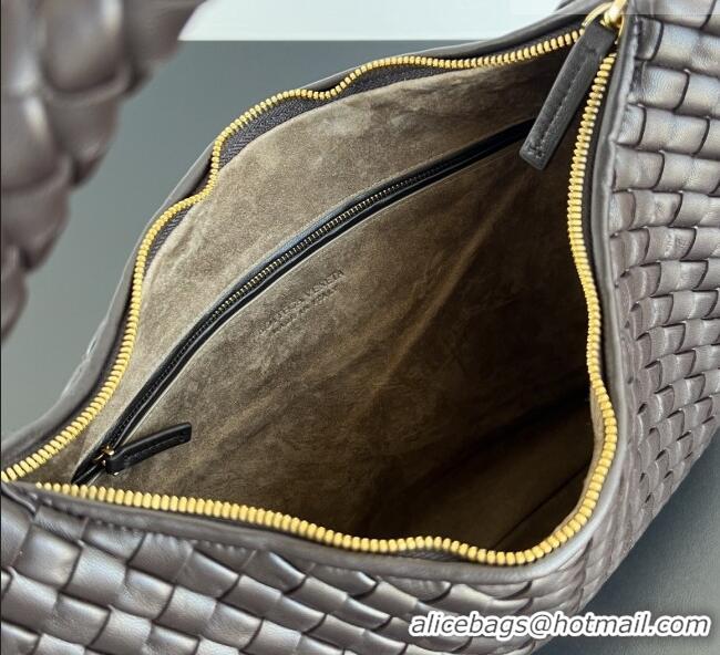 Shop Discount Bottega Veneta Medium Veneta Hobo Bag in Intrecciato Leather 856737 Fondant Brown 2026