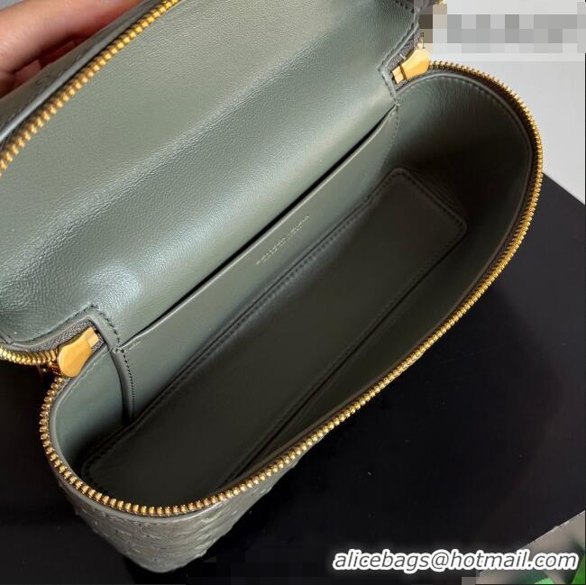 Well Crafted Bottega Veneta Bang Bang Vanity Case Bag in Ostrich Leather 817785 Cypress Green 2026