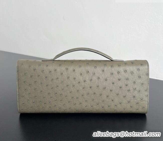 Luxury Cheap Bottega Veneta Andiamo Clutch in Ostrich Leather 805241 Cypress Green 2026