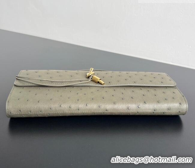 Luxury Cheap Bottega Veneta Andiamo Clutch in Ostrich Leather 805241 Cypress Green 2026