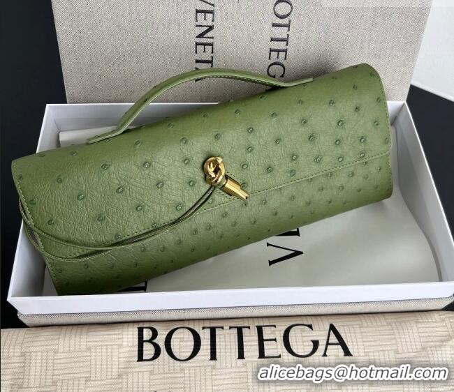 Buy Discount Bottega Veneta Andiamo Clutch in Ostrich Leather 805241 Matcha Green 2026