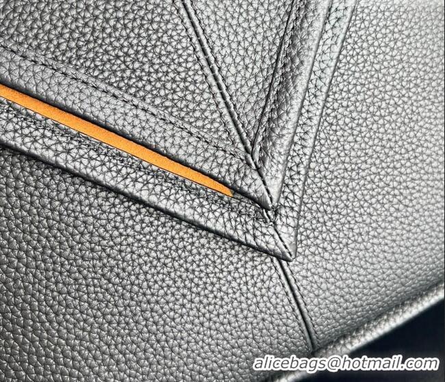 Top Grade Bottega Veneta Men's Small Sawyer Shoulder Bag in Grained Leather 815807 Black 2026