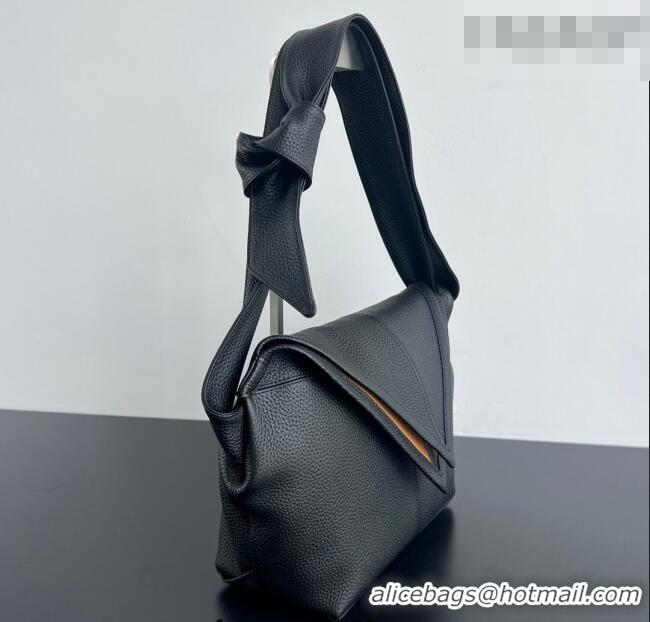 Top Grade Bottega Veneta Men's Small Sawyer Shoulder Bag in Grained Leather 815807 Black 2026