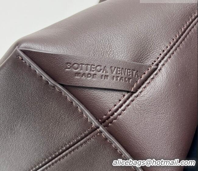 Top Design Bottega Veneta Men's Small Sawyer Shoulder Bag in Smooth Leather 815807 Fondant Brown 2026