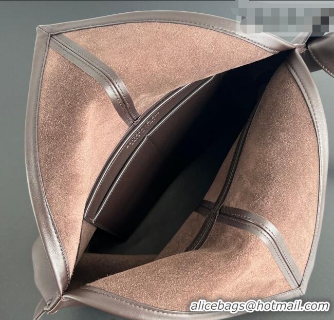 Top Design Bottega Veneta Men's Small Sawyer Shoulder Bag in Smooth Leather 815807 Fondant Brown 2026