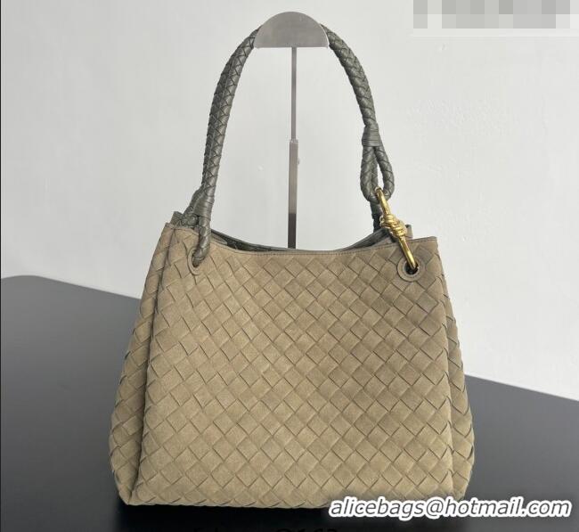 Trendy Design Bottega Veneta Large Parachute Shoulder Bag in Intrecciato Suede 796571 Grey Green 2025