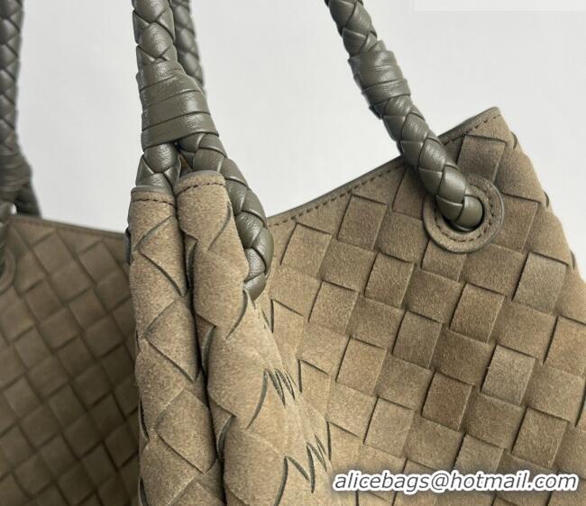 Trendy Design Bottega Veneta Large Parachute Shoulder Bag in Intrecciato Suede 796571 Grey Green 2025