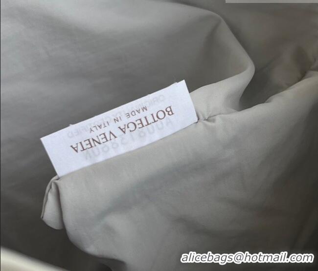 Best Price Bottega Veneta Medium Dustbag in Intrecciato Leather 796728 Silver-Tone 2025