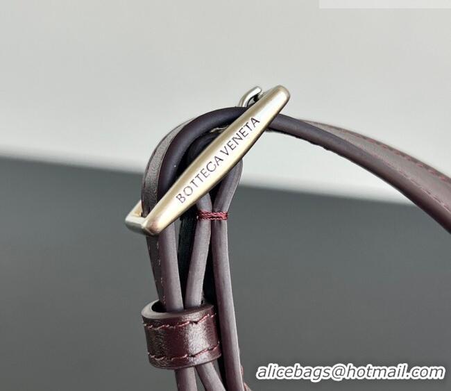 Top Grade Bottega Veneta Men's Traveler Phone Pouch Crossbody Bag in Intrecciato Leather 844018 Dark Barolo Red 2026