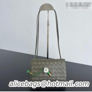 Luxury Discount Bottega Veneta Andiamo Daisy Pouch Mini Bag in Intrecciato Leather 838870 Cypress Green 2025