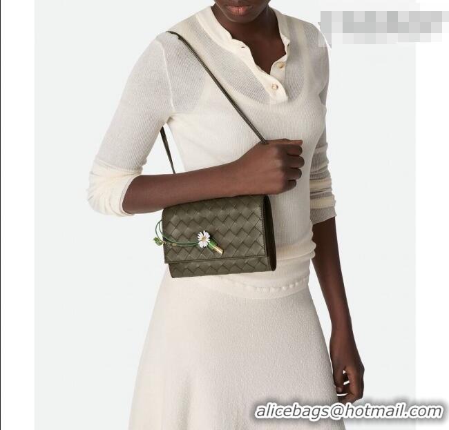 Luxury Discount Bottega Veneta Andiamo Daisy Pouch Mini Bag in Intrecciato Leather 838870 Cypress Green 2025