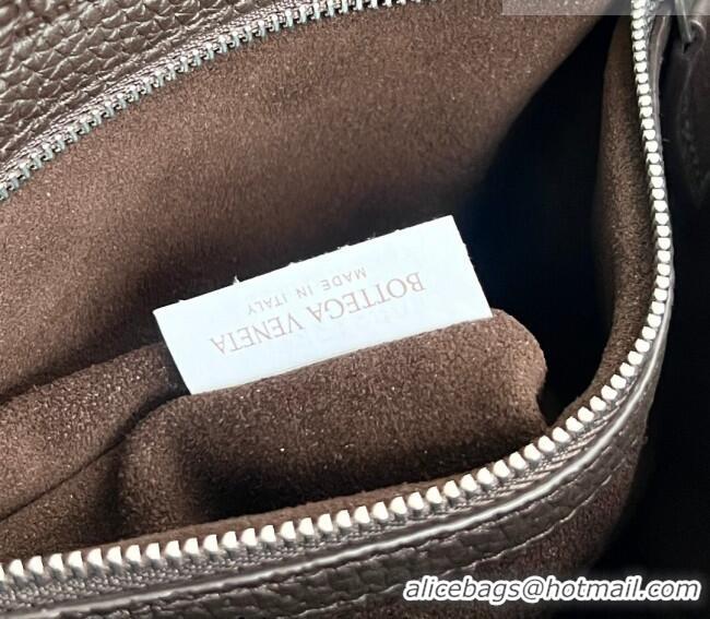 Luxury Discount Bottega Veneta Men's Small Diago Tote Bag in Grained Intrecciato Leather 837364 Fondant Brown 2026