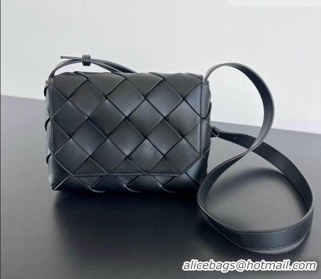 Luxury Discount Bottega Veneta Men's Diago Mini Bag in Smooth Intrecciato Leather 795637 Black 2026