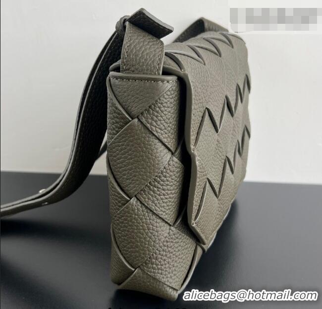 Good Taste Bottega Veneta Men's Diago Mini Bag in Grained Intrecciato Leather 795637 Khaki 2026