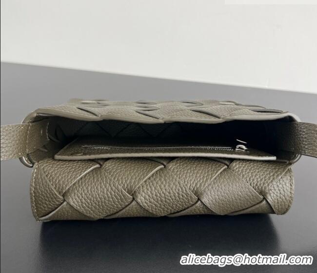 Good Taste Bottega Veneta Men's Diago Mini Bag in Grained Intrecciato Leather 795637 Khaki 2026
