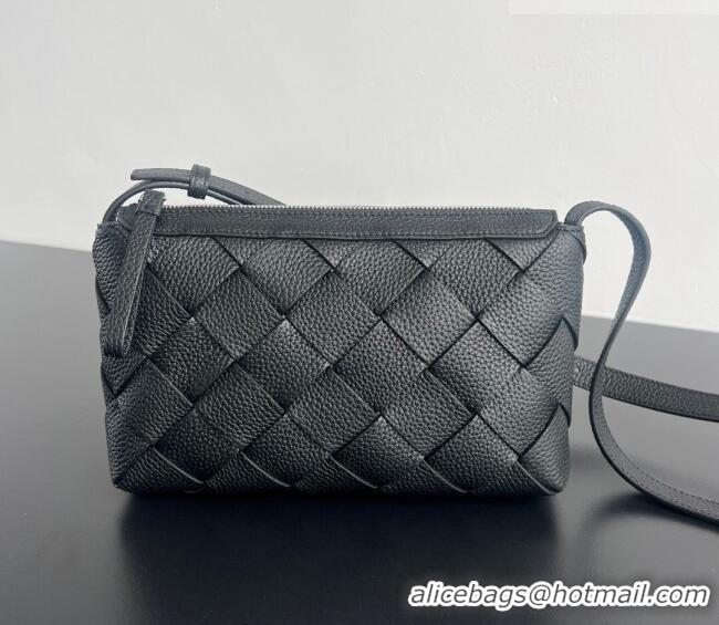 Top Design Bottega Veneta Men's Diago Zipped Messenger Bag in Grained Intrecciato Leather 837112 Black 2026