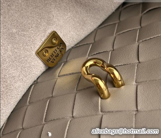 Good Taste Bottega Veneta Small Ciao Ciao Top Handle Bag in Calf Leather 835835 Limestone Grey 2025