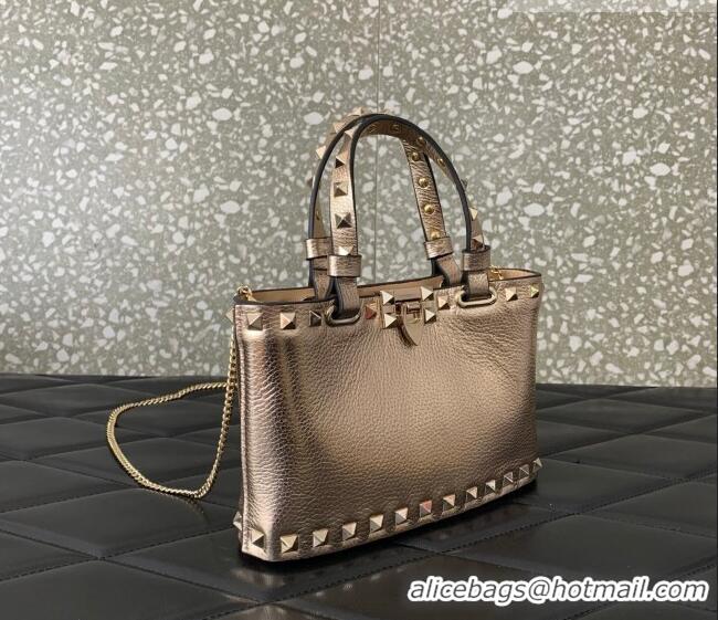 Promotional Valentino Rockstud Mini Shopping Bag In Metallic Grainy Calfskin Leather 0366S Rose Gold 2025