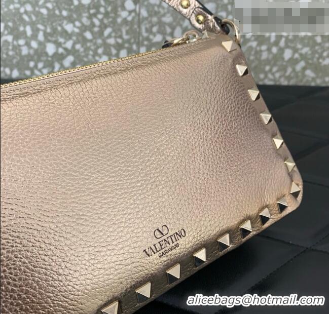 Famous Brand Valentino Small Rockstud Crossbody Bag in Metallic Grainy Calfskin VLTN0311 Rose Gold 2025