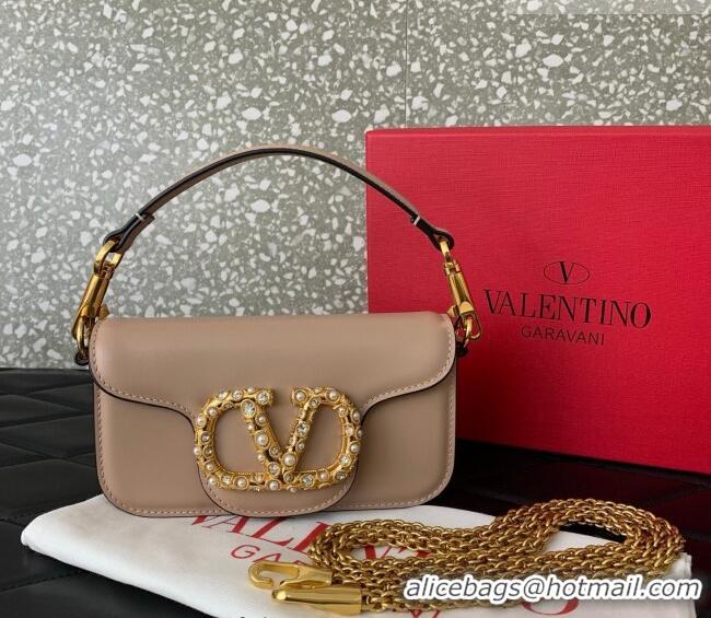 Grade Design Valentino Garavani Locò Small Shoulder Bag In Calfskin Leather With Jewel Logo 5053 Nude Pink 2025