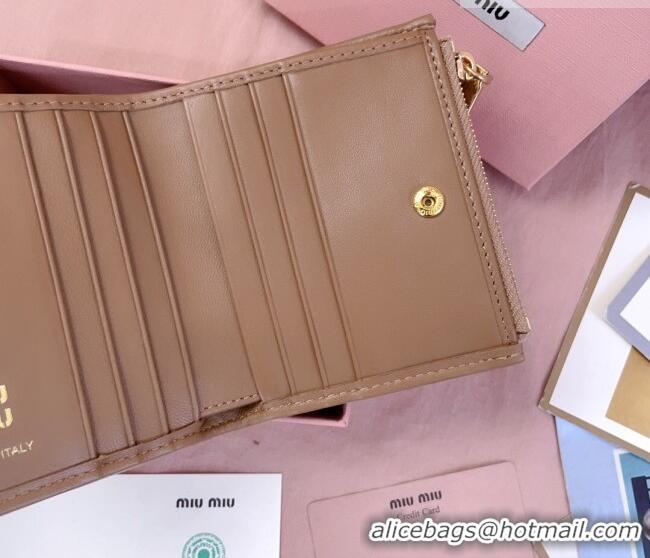Big Discount Miu Miu Matelasse Nappa Leather Pocket Wallet 5MV017 Brown 2026