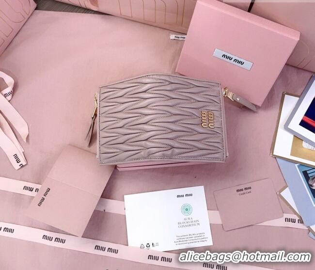 Big Discount Miu Miu Matelasse Nappa Leather Pocket Wallet 5MV017 Powder Pink 2026