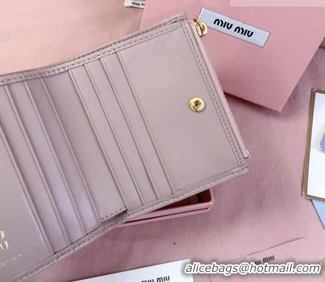 Big Discount Miu Miu Matelasse Nappa Leather Pocket Wallet 5MV017 Powder Pink 2026