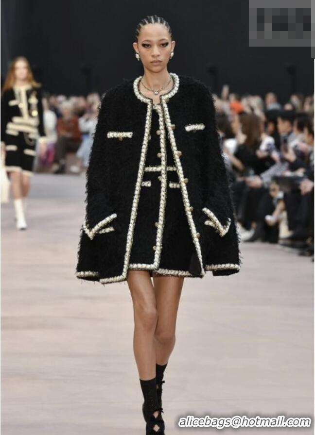 Best Price Chanel Cape Coat CH012203 Black 2026