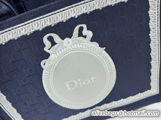 Grade Design Dior Medium Dior Book Tote with Strap in D2206 Blue Dior Oblique Embroidery with White Lace 2026