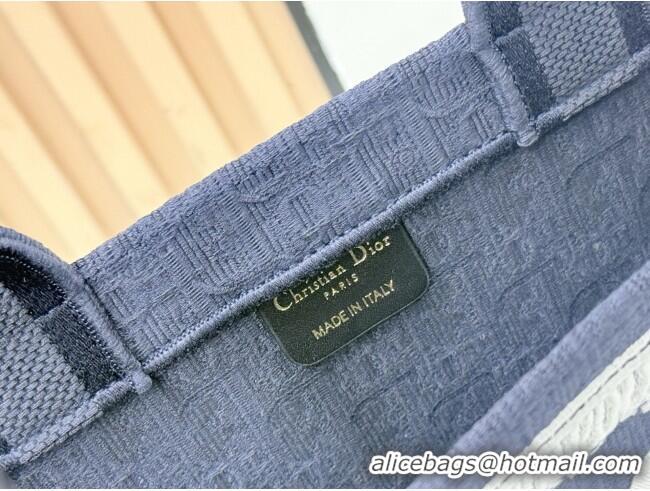 Grade Design Dior Medium Dior Book Tote with Strap in D2206 Blue Dior Oblique Embroidery with White Lace 2026
