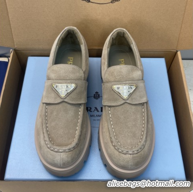 Sophisticated Prada Suede Platform Loafers 4.5cm Grey PR120604 1206022 2026