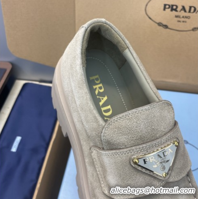 Sophisticated Prada Suede Platform Loafers 4.5cm Grey PR120604 1206022 2026