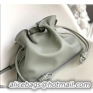 Trendy Design Loewe Flamenco Medium Clutch in Nappa Calfskin Leather 262386 Ash Grey 2026