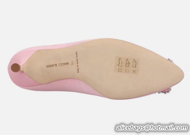 ​Discount Manolo Blahnik Hangisi 70 Embellished Velvet Pumps with Silver Buckle 1225019 Pink