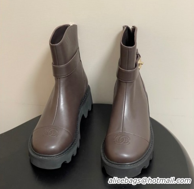 Unique Style Chanel Calfskin Leather Platform Ankle Boots with Logo Strap CH122304 Brown 2026
