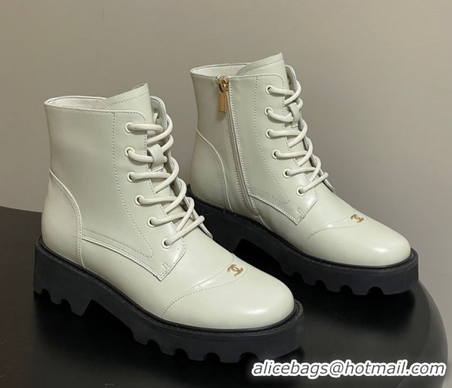 Charming Chanel Calfskin Leather Laced-up Ankle Boots CH110404 White 2026