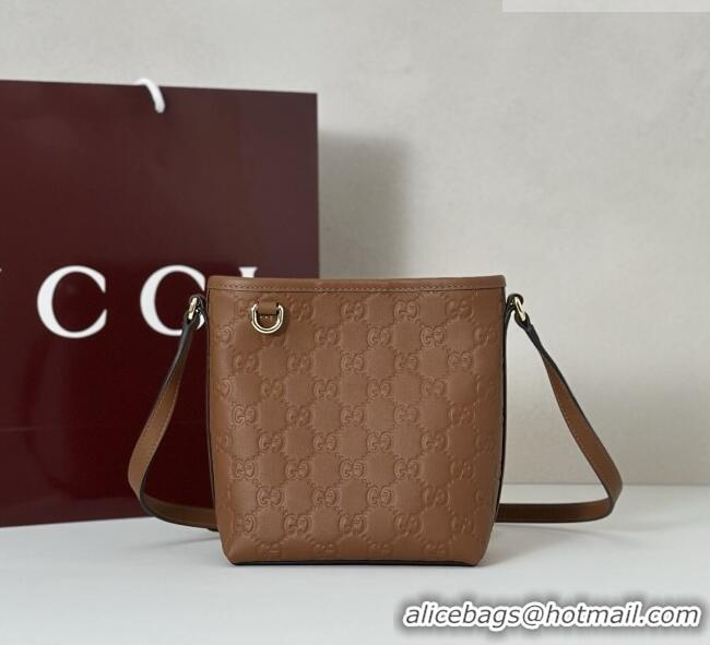 Big Discount Gucci GG Leather Emblem Nano Bucket Bag 847090 Brown 2025