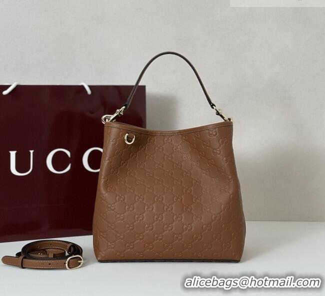 Super Quality Gucci GG Leather Emblem Medium Bucket Bag 815103 Brown 2026