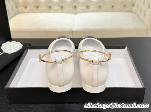Sumptuous Chanel Lambskin Leather Ballet Flats with Logo Loop G46932 White 2026