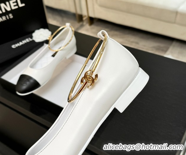 Sumptuous Chanel Lambskin Leather Ballet Flats with Logo Loop G46932 White 2026