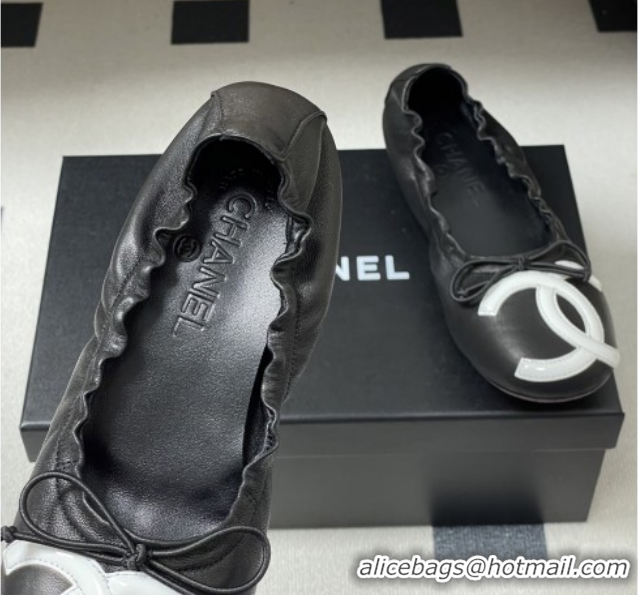 Perfect Chanel Lambskin Leather Ballet Flats with Maxi CC CH122402 Black/White 2026
