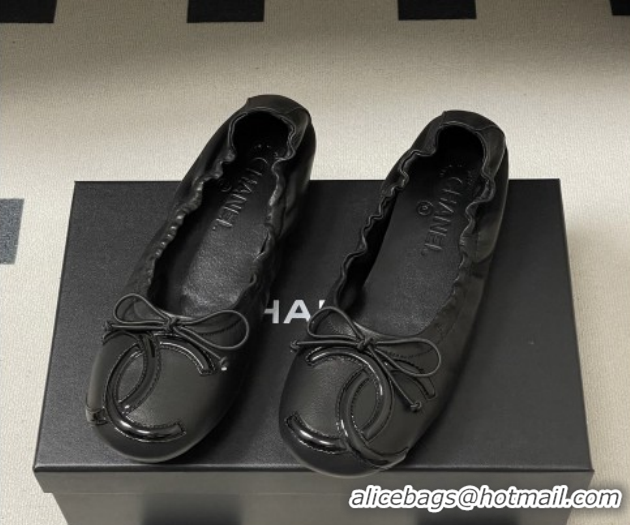 Stylish Chanel Lambskin Leather Ballet Flats with Maxi CC CH122402 Black 2026