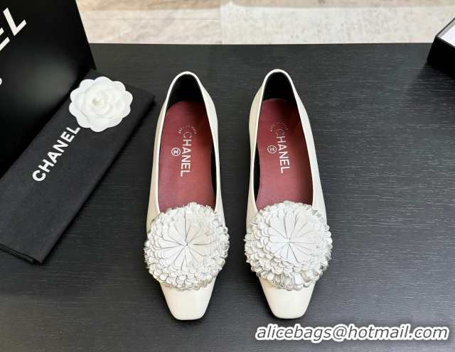 Grade Quality Chanel Calfskin Leather Ballet Flats with Bloom CH122404 White 2026