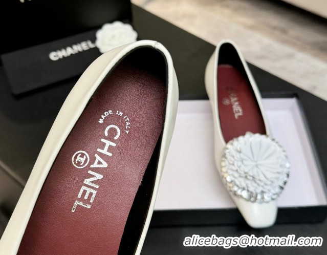 Grade Quality Chanel Calfskin Leather Ballet Flats with Bloom CH122404 White 2026