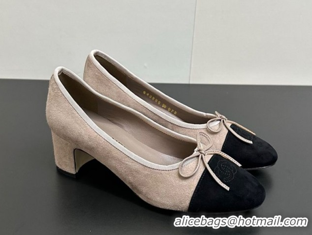 Stylish Chanel Suede Pumps 6.5cm CH122405 Light Grey 2026