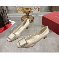 Unique Style Roger V...