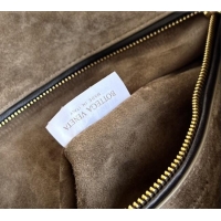 Shop Discount Bottega Veneta Medium Veneta Hobo Bag in Intrecciato Leather 856737 Fondant Brown 2026