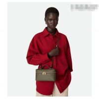 Well Crafted Bottega Veneta Bang Bang Vanity Case Bag in Ostrich Leather 817785 Cypress Green 2026